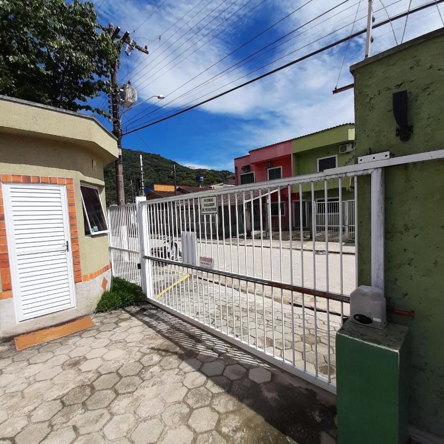 Apto Pertinho Da Praia - Lindo E Equipado! Internet 400Mb E 3 Tvs - Completo! Tv A Cabo Ubatuba Exteriör bild